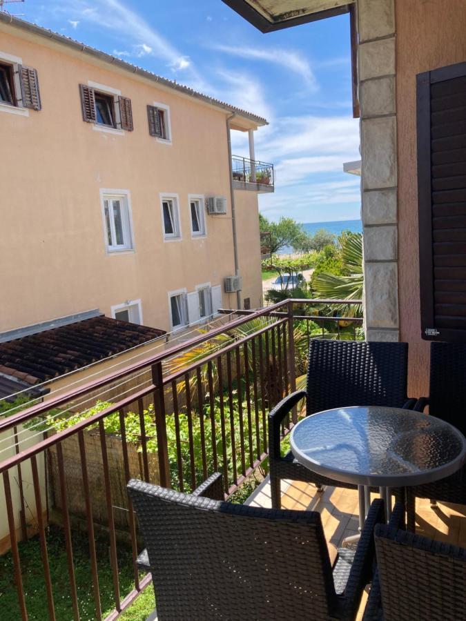 Apartments Hrnjic Umag Exterior photo