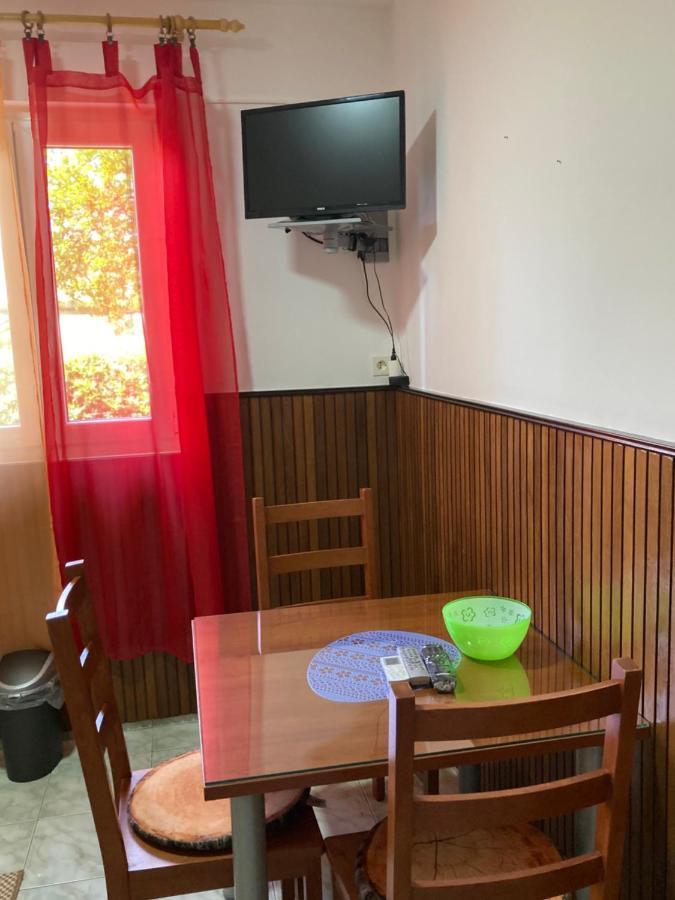 Apartments Hrnjic Umag Exterior photo