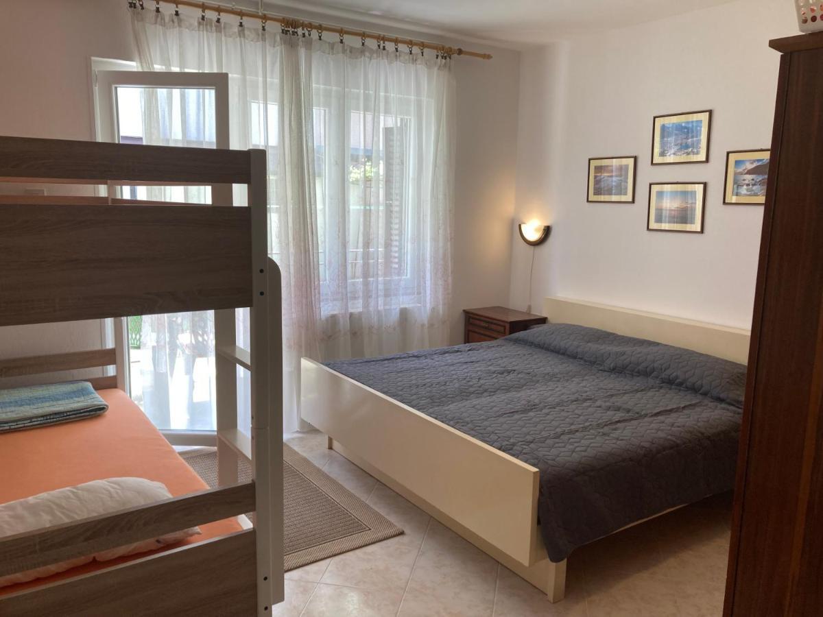 Apartments Hrnjic Umag Exterior photo